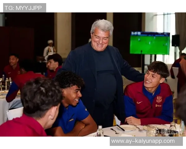 拉波尔塔或将推动巴萨退出欧超重新建立与欧足联的合作关系 拉波尔塔或将推动巴萨退出欧超重新建立与欧足联的合作关系