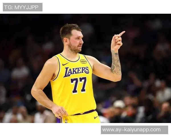 东契奇谈比赛机会布朗尼已做好上场准备迎接挑战 东契奇谈比赛机会布朗尼已做好上场准备迎接挑战